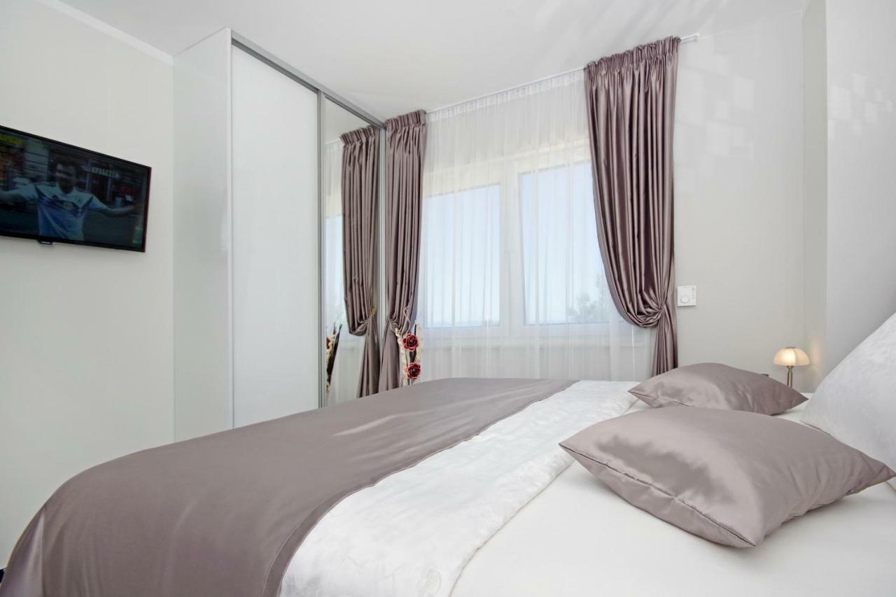 Villa Inis Makarska Ngoại thất bức ảnh